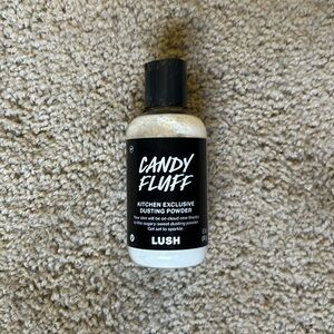 Lush Candy Fluff Kitchen Exclusive Dusting Powder